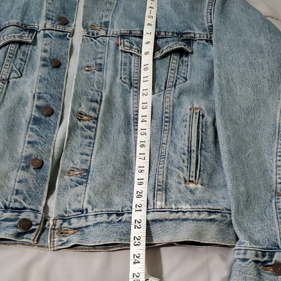 Levi's Light Blue Denim Jacket - Picture 7 of 10